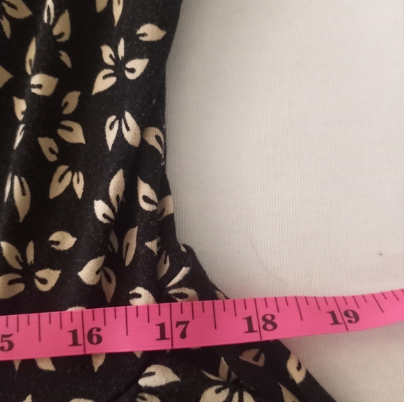 Torrid Super Soft Skater Circle Classic Floral Draped Comfy Bohemian Mini Dress - Picture 9 of 10